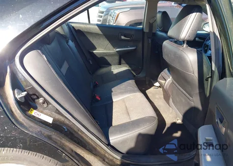 2014 Toyota Camry Se z USA, uszkodzony, nr VIN 4T1BF1FK2EU846387